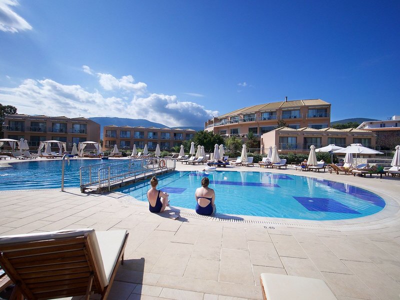 Ionian Emerald 18
