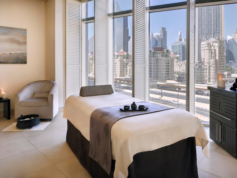 Address Dubai Mall 38