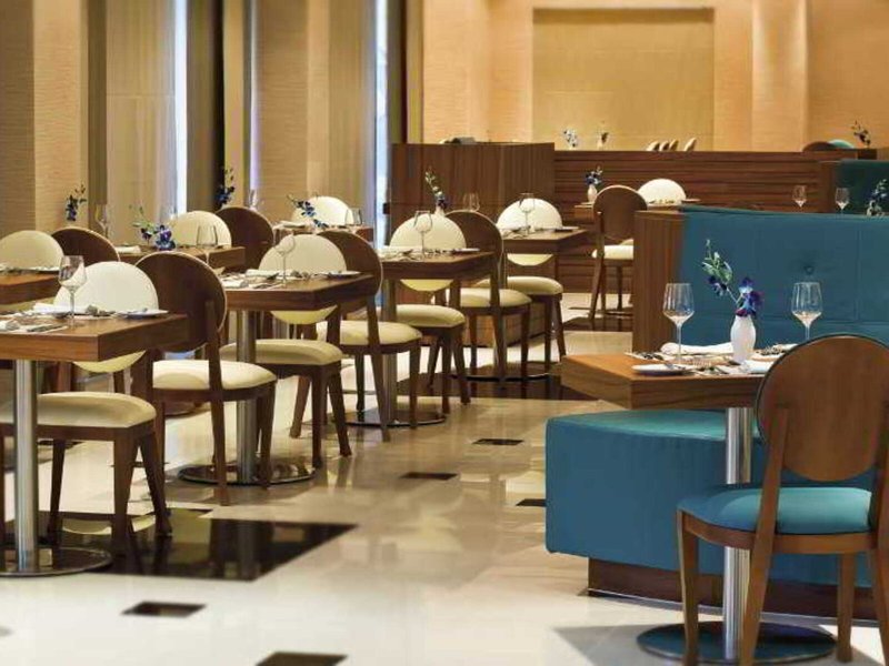 AVANI Deira Dubai 18