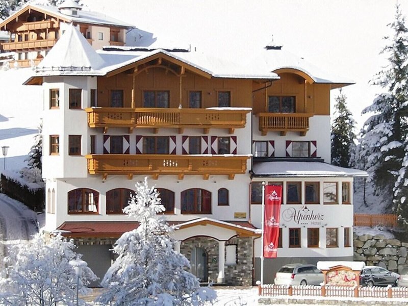 Alpenherz Hotel 5