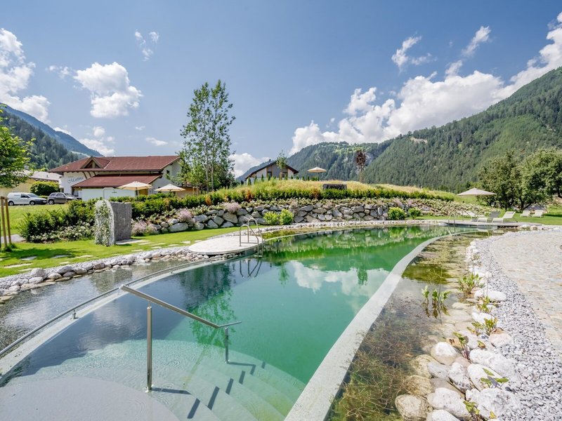 Belvedere 8