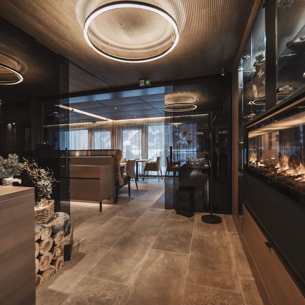 Hotel Vier - Studios & Restaurant 4