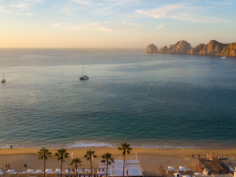 ME Cabo 12