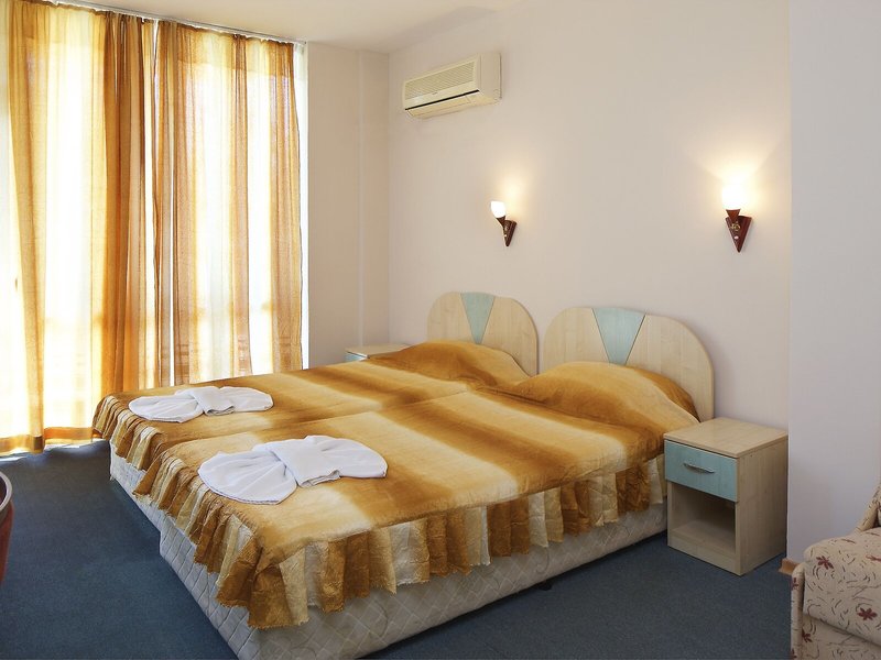 Hotel Arda 18