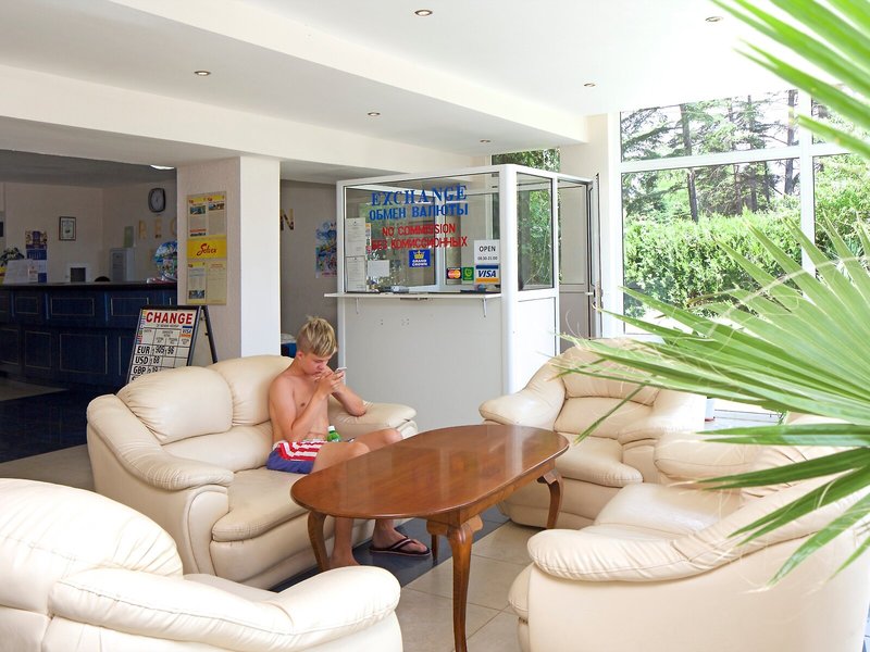 Hotel Arda 24