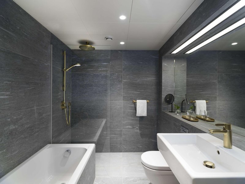 Radisson Collection Royal 8 - Bathroom Example