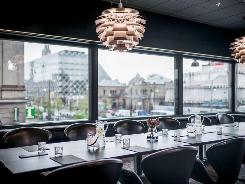 Radisson Collection Royal 25 - Conference Room