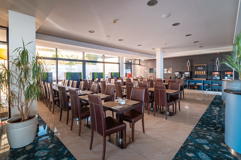 Muthu Raga Madeira Hotel 9