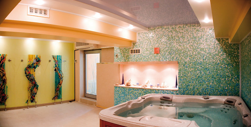 Ralitsa Aqua Club 19