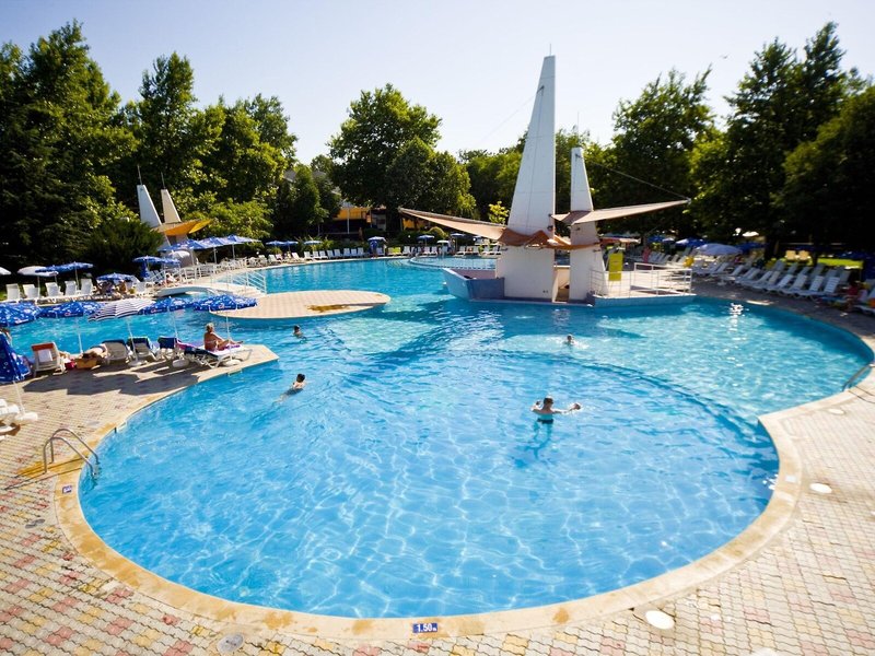 Ralitsa Aqua Club 7