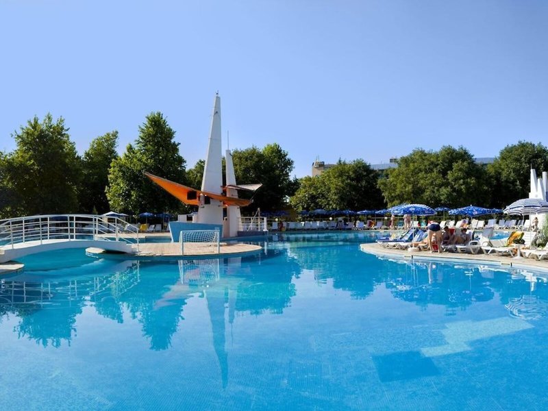 Ralitsa Aqua Club 8
