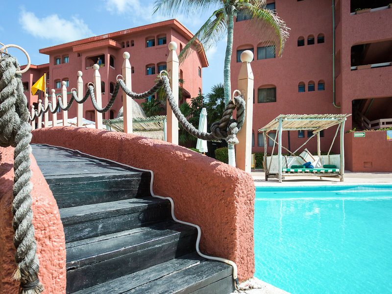 Selina Cancun Laguna Hotel Zone 4