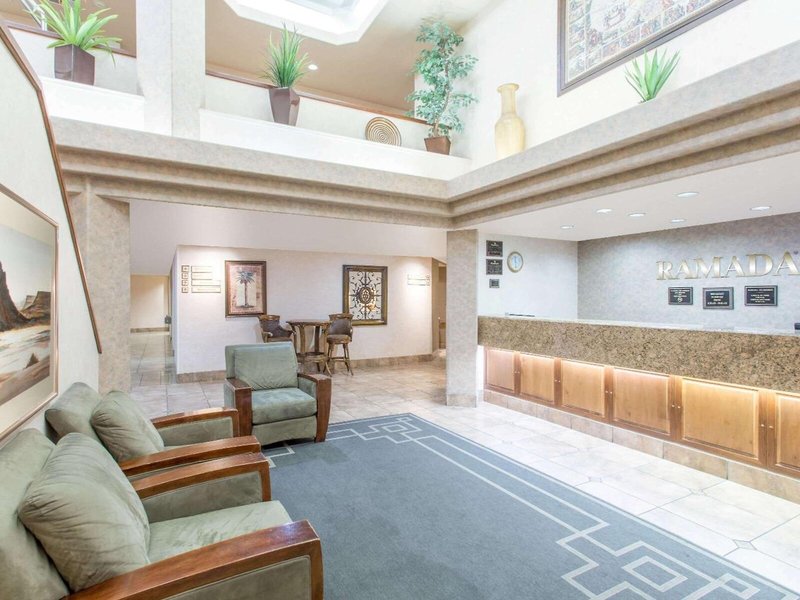 Ramada by Wyndham St George 8