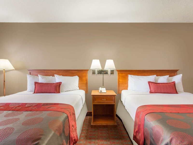 Ramada by Wyndham St George 17
