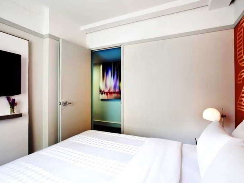 The Row NYC Hotel 13