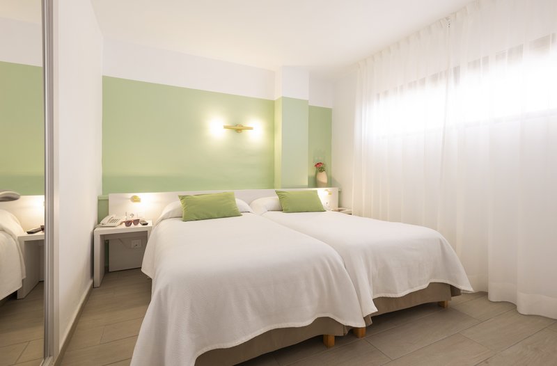 Flor Los Almendros Apartments 7