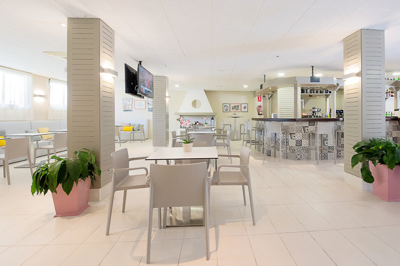 Flor Los Almendros Apartments 4