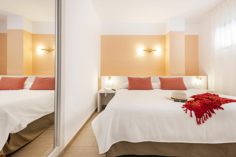 Flor Los Almendros Apartments 1