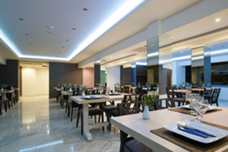 Mistral Bay Hotel 2