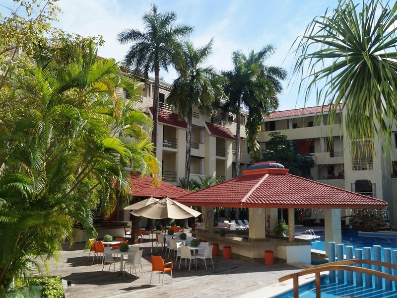 Adhara Hacienda Cancun 2