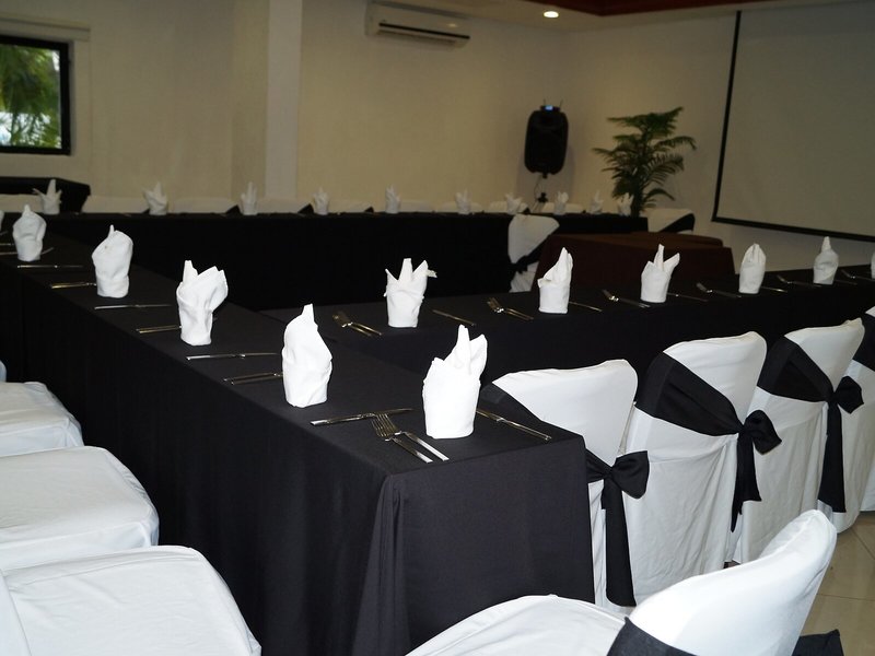 Adhara Hacienda Cancun 8