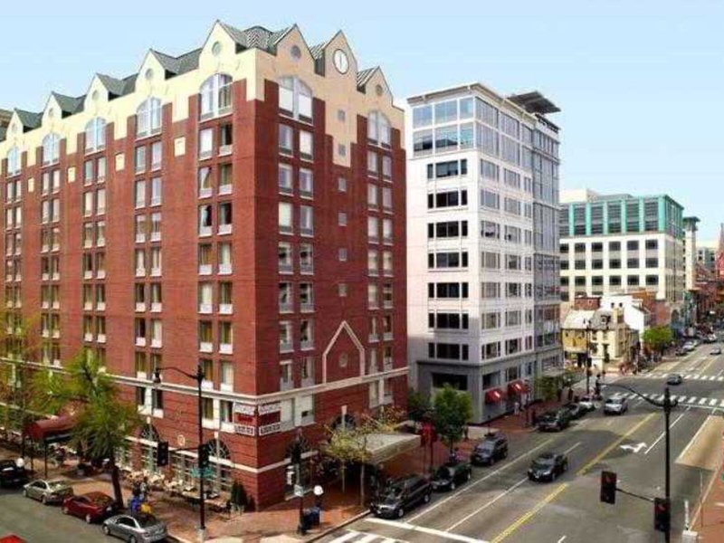 Fairfield Inn & Suites Washington, DC/Downtown 1