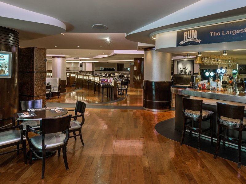 Regal Airport Hotel Hong Kong 13