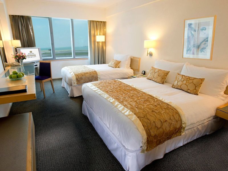 Regal Airport Hotel Hong Kong 19