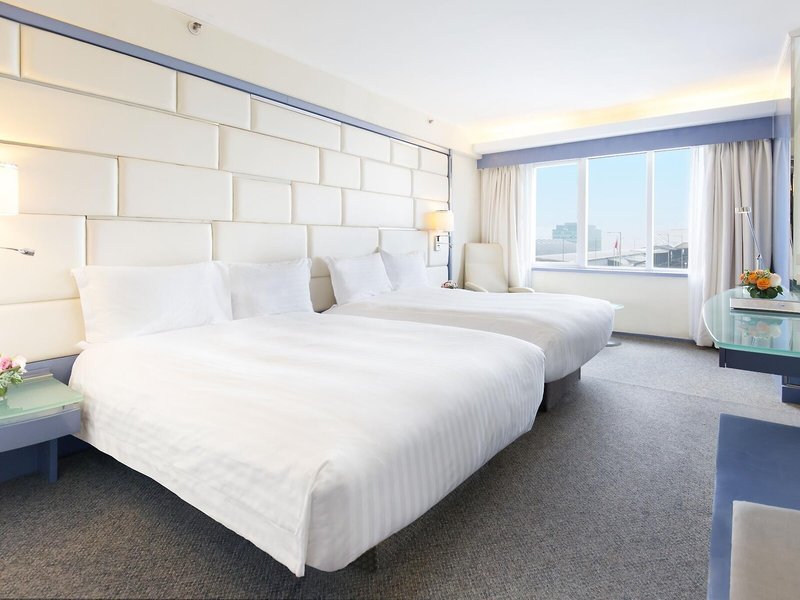 Regal Airport Hotel Hong Kong 29