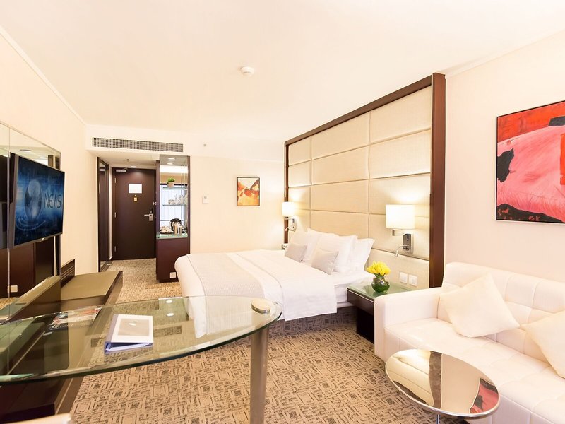 Regal Kowloon 26 - Room Example