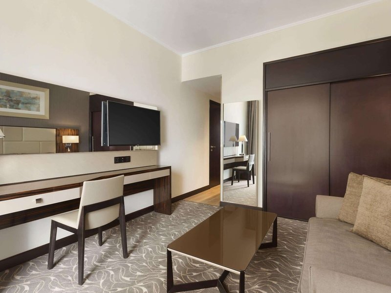 Hawthorn Suites by Wyndham Abu Dhabi City Centre 12 - Room Example