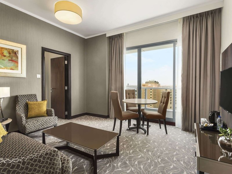 Hawthorn Suites by Wyndham Abu Dhabi City Centre 13 - Room Example
