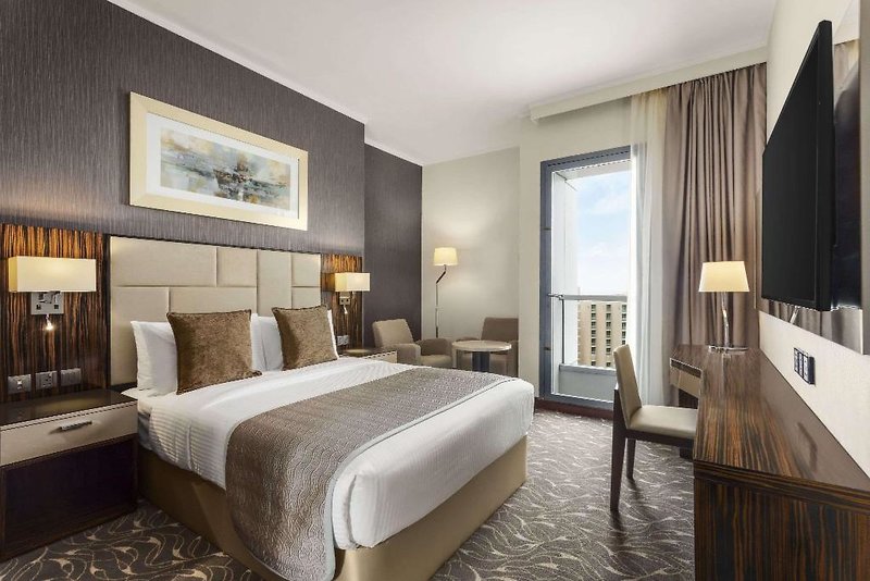 Hawthorn Extended Stay by Wyndham Abu Dhabi 4