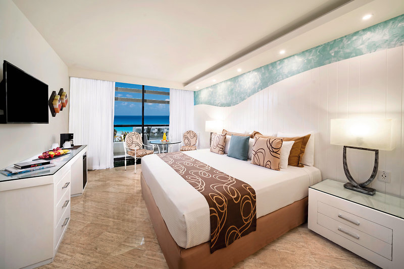 Grand Oasis Cancun 13