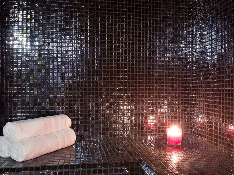 Hotel Mademoiselle 11