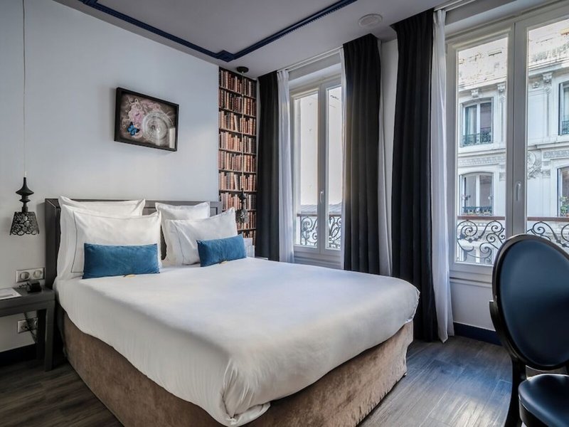 Hotel Mademoiselle 23