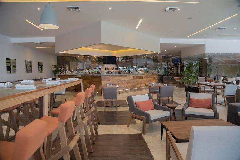 InterContinental Presidente Cancun Resort 6