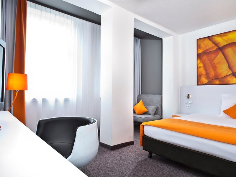 Wyndham Garden Düsseldorf City Centre Königsallee 11