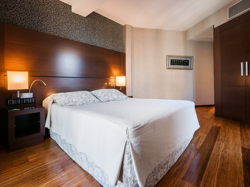 Colonial Barcelona 29 - Room Example