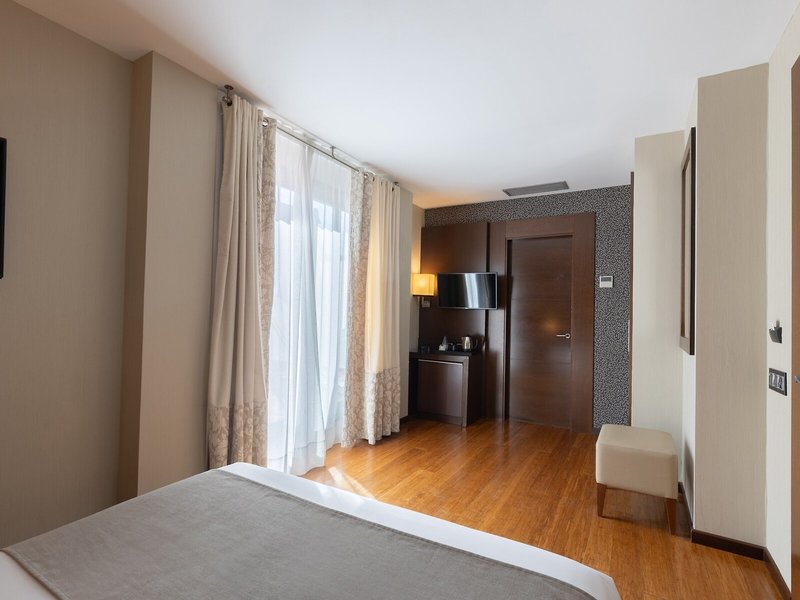 Colonial Barcelona 30 - Room Example