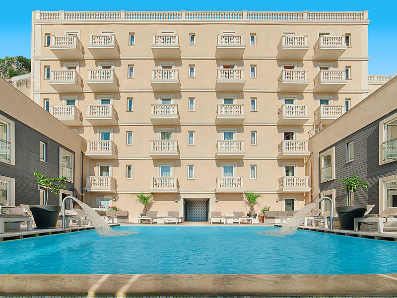 NH Collection Taormina 11