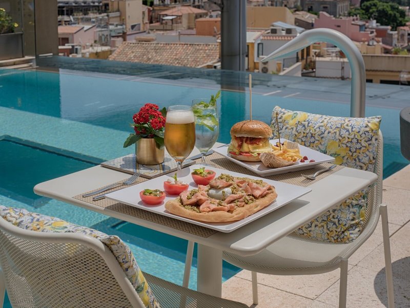 NH Collection Taormina 16