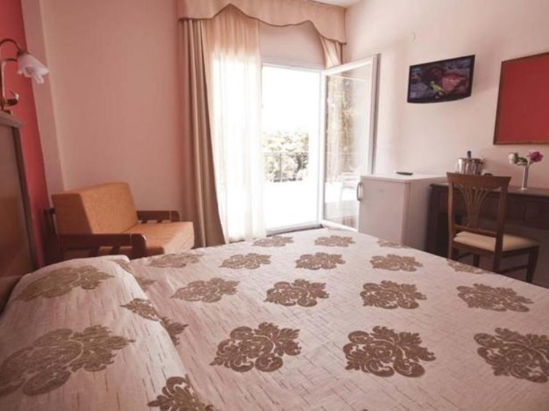 Sun Beach Platamon 38 - Room Example