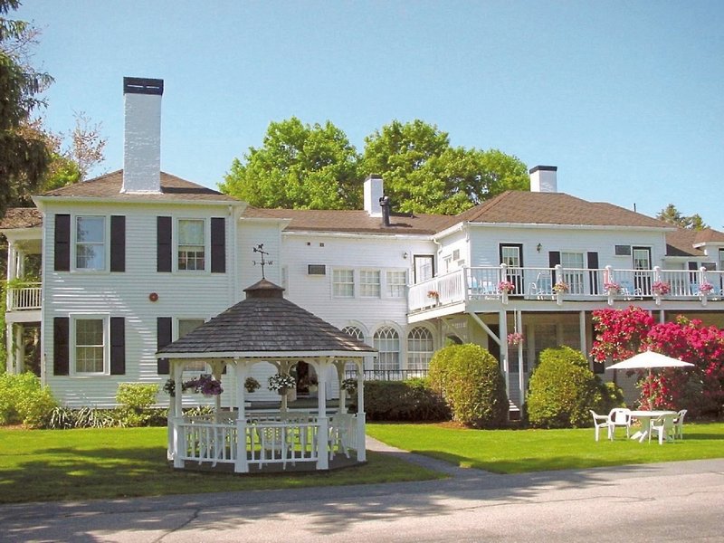 ShoreWay Acres Inn & Cape Cod Lodging