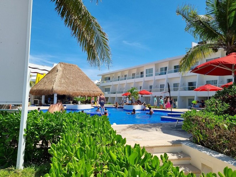 Cancun Bay Resort 21