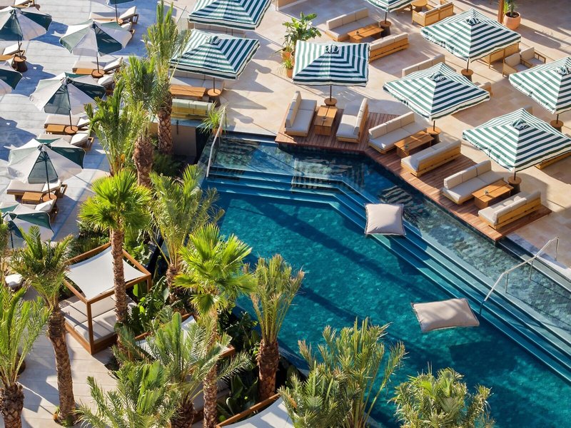 Daios Cove Luxury Resort & Villas 8