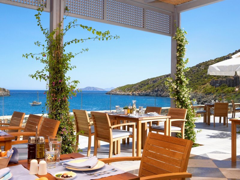 Daios Cove Luxury Resort & Villas 9