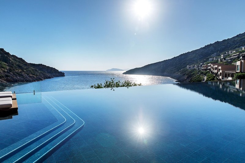 Daios Cove Luxury Resort & Villas 6