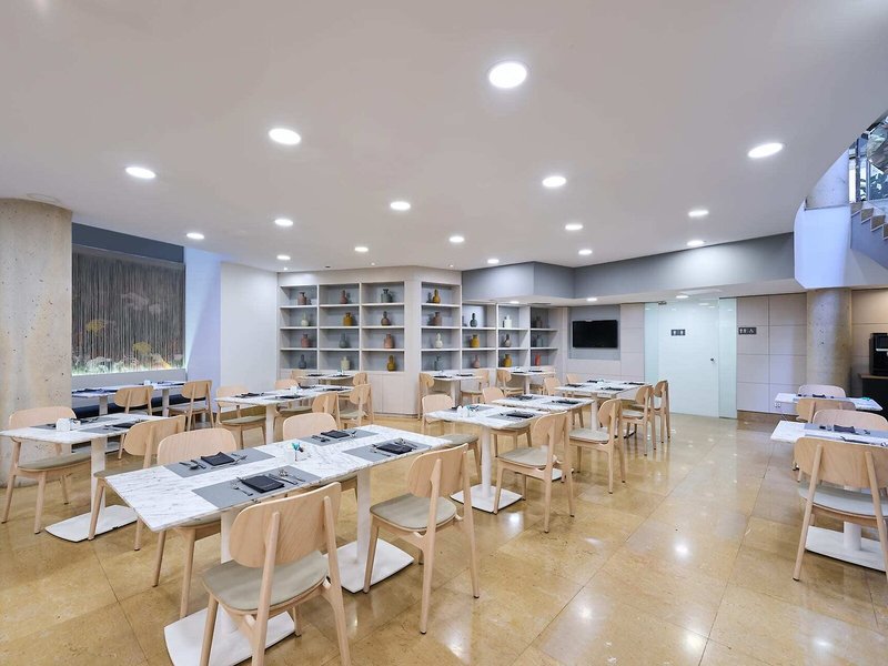 Hesperia Barcelona Ramblas 8