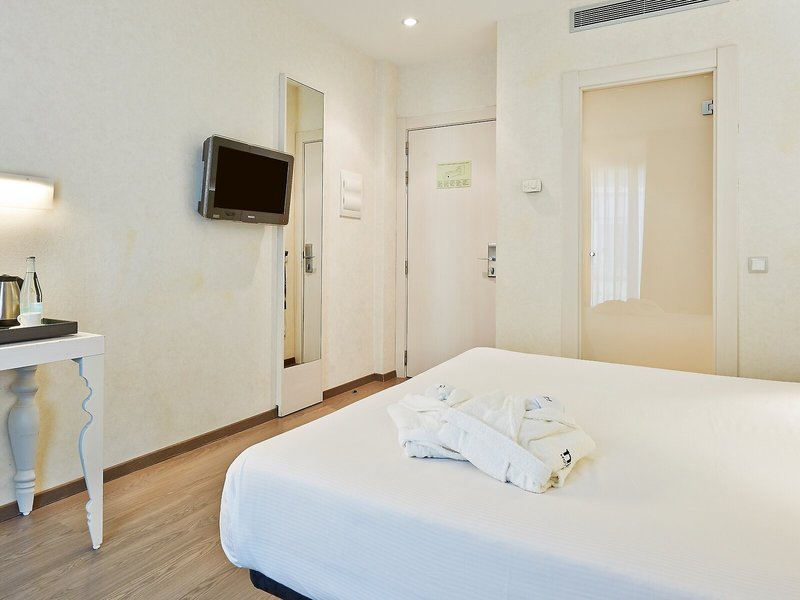 Hesperia Barcelona Ramblas 18